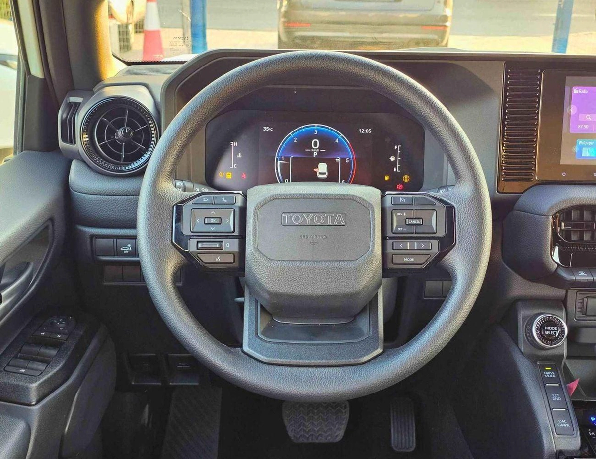 Toyota Prado VXR ALL ROUNDER TURBO STD / 2.8L DIESEL V4 / SUNROOF / COOL BOX (CODE # P28AR2)-13-0