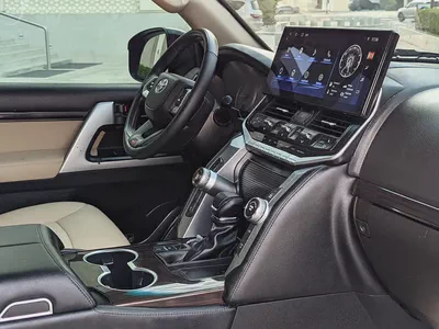 TOYOTA LAND CRUISER 2009 FACELIFTED 2025 WITH INTERIOR AND EXTERIOR GCC IN EXCELLENT CONDITION-4