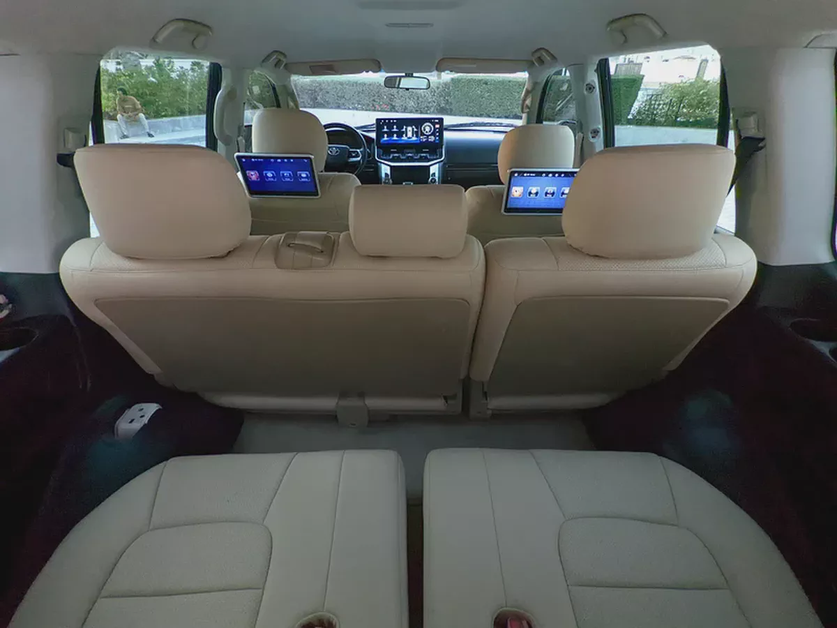 TOYOTA LAND CRUISER 2009 FACELIFTED 2025 WITH INTERIOR AND EXTERIOR GCC IN EXCELLENT CONDITION-19-19