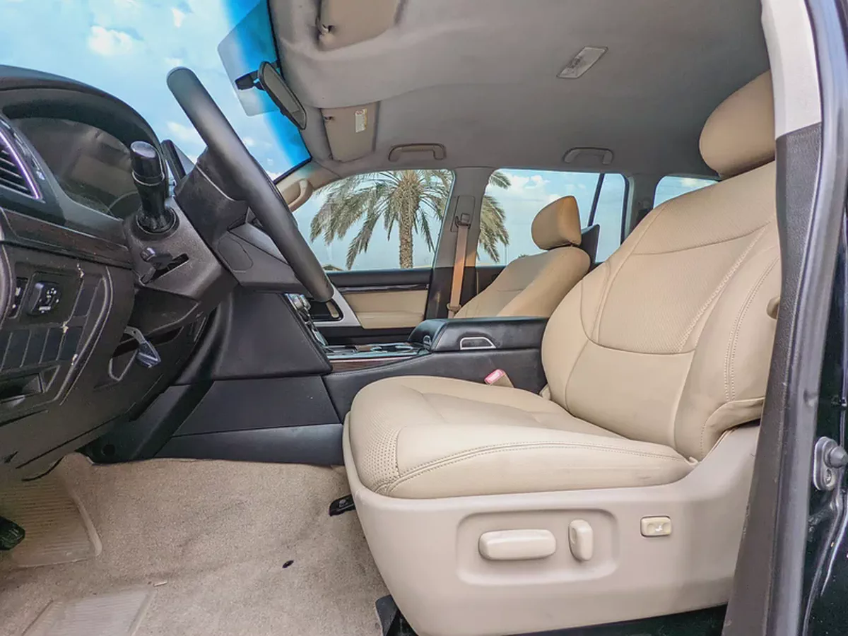 TOYOTA LAND CRUISER 2009 FACELIFTED 2025 WITH INTERIOR AND EXTERIOR GCC IN EXCELLENT CONDITION-3-3