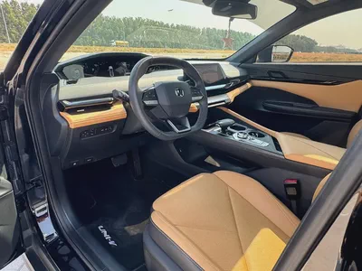 CHANGAN UNI-V 2024 | BLACK | GCC | FULL OPTION-2
