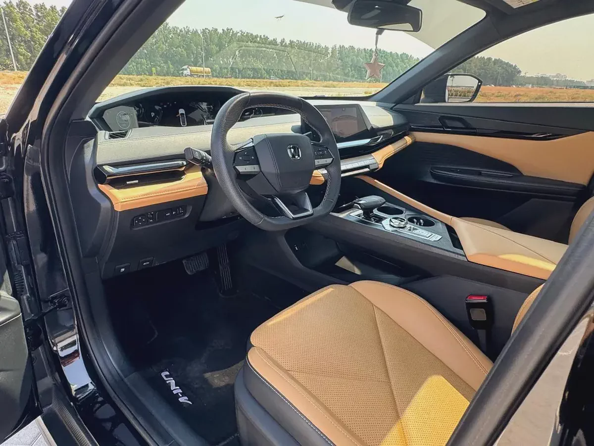 CHANGAN UNI-V 2024 | BLACK | GCC | FULL OPTION-2-2