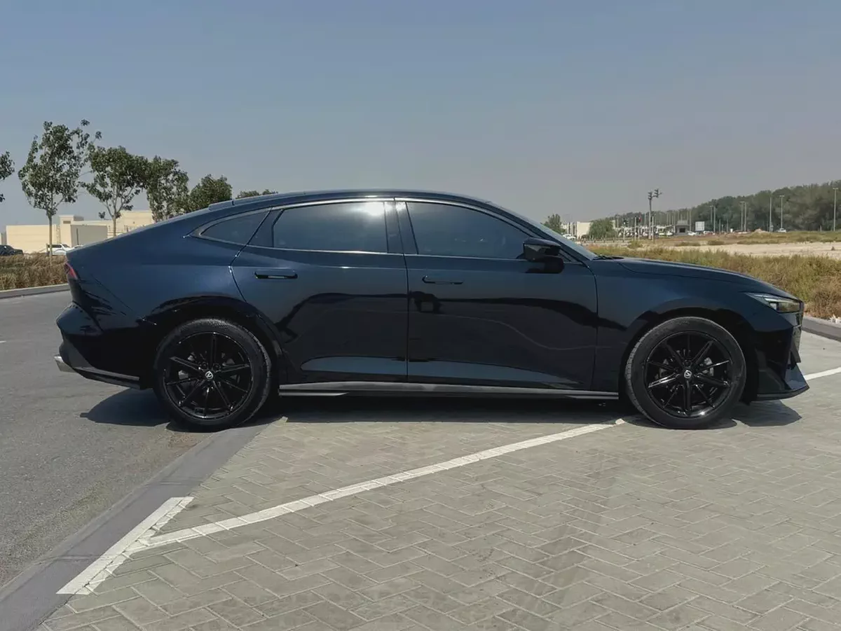 CHANGAN UNI-V 2024 | BLACK | GCC | FULL OPTION-7-7