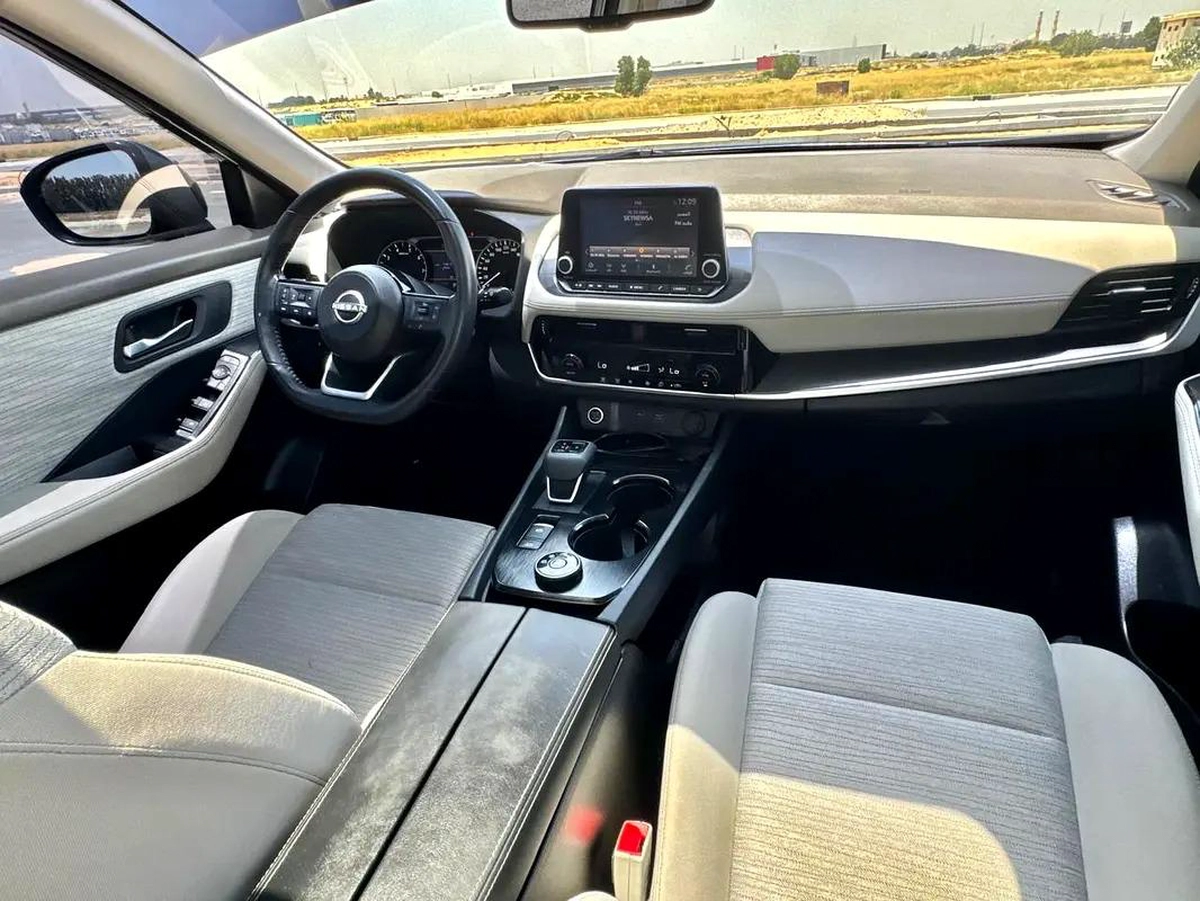 Nissan X-Trail SV -2024 GCC Specs panoramic-10-10