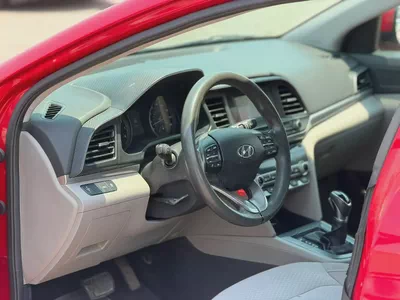HYUNDAI ELANTRA SE-9