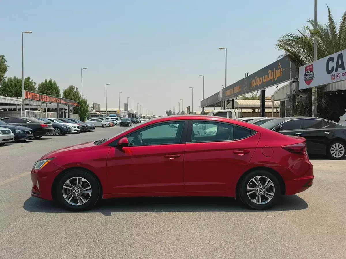 HYUNDAI ELANTRA SE-3-3