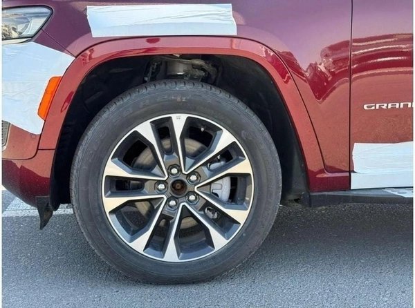 Jeep Grand Cherokee EXPORT PRICE - Grand Cherokee Overland 3.6L