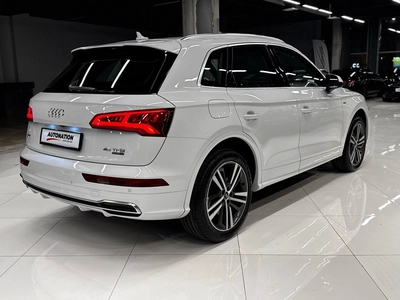 Audi Q5 2020-3