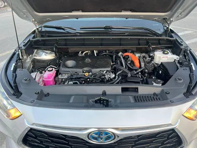Toyota Highlander GLE HEV 2023 Toyota Highlander Hybrid Full Option - 2.5L V4 - AWD 4x4 - Rear Camera - Sunroof - Leather s-22