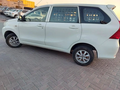 تويوتا Avanza 2017-10