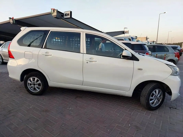 تويوتا Avanza 2017