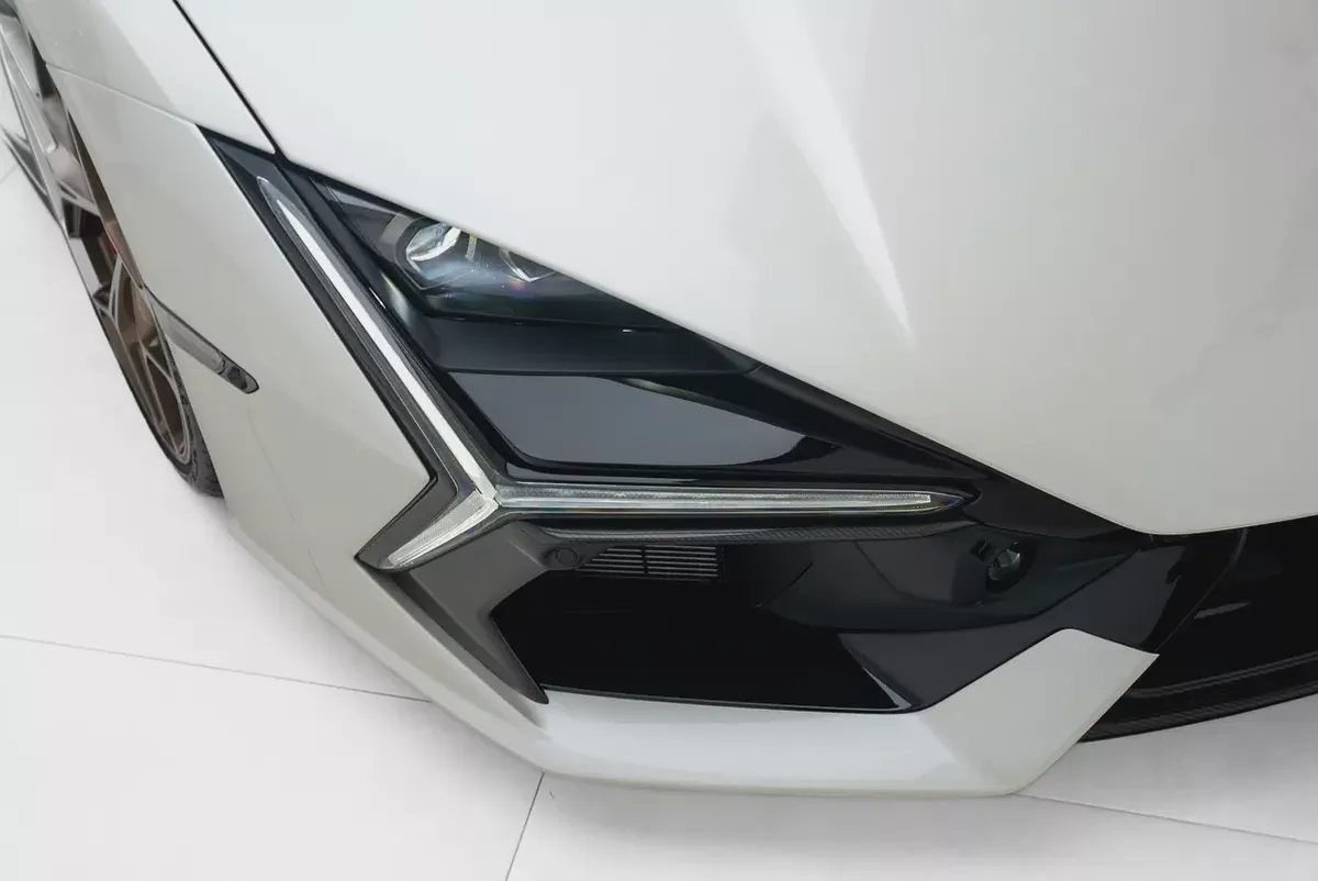 2024 LAMBORGHINI REVUELTO – FULL CARBON FIBER, STUNNING SPEC, MAIN DEALER WARRANTY  SERVICE-19-19