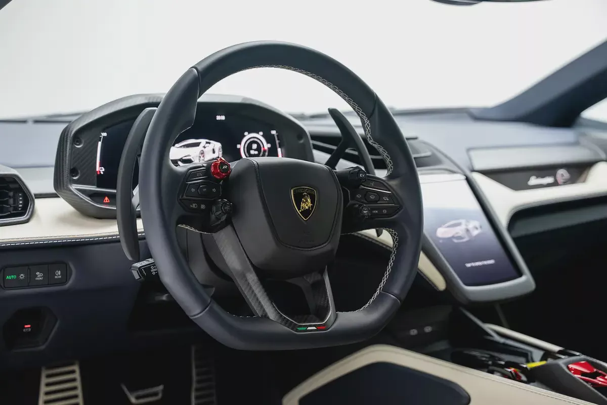 2024 LAMBORGHINI REVUELTO – FULL CARBON FIBER, STUNNING SPEC, MAIN DEALER WARRANTY  SERVICE-8-8