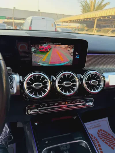 2021 Mercedes-Benz GLB 250 - Premium SUV-14