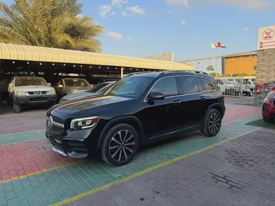 2021 Mercedes-Benz GLB 250 - Premium SUV-1