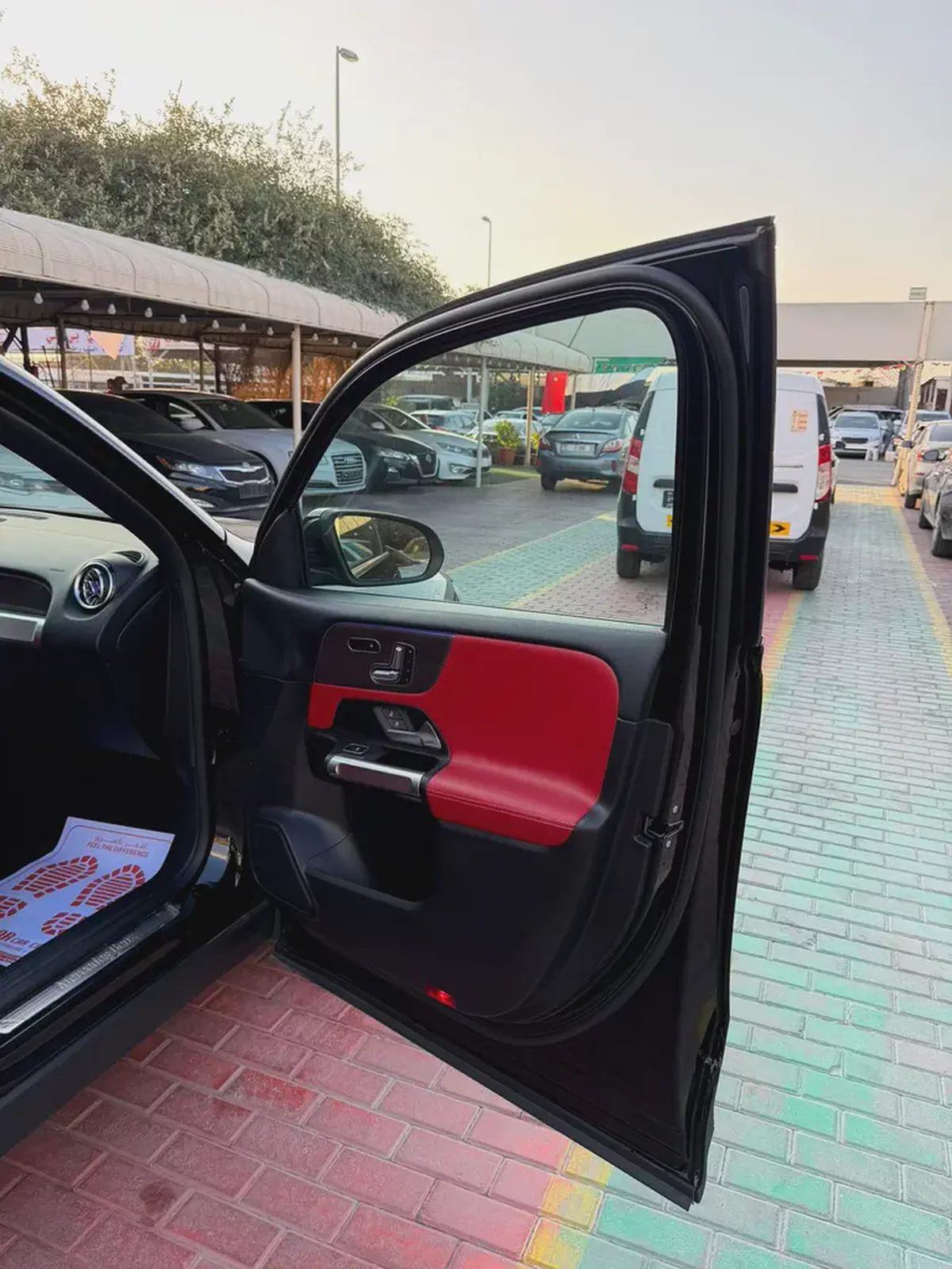 2021 Mercedes-Benz GLB 250 - Premium SUV-12-12