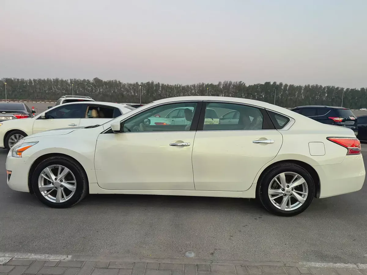 Nissan Altima SV 2014 GCC Specs-2-2