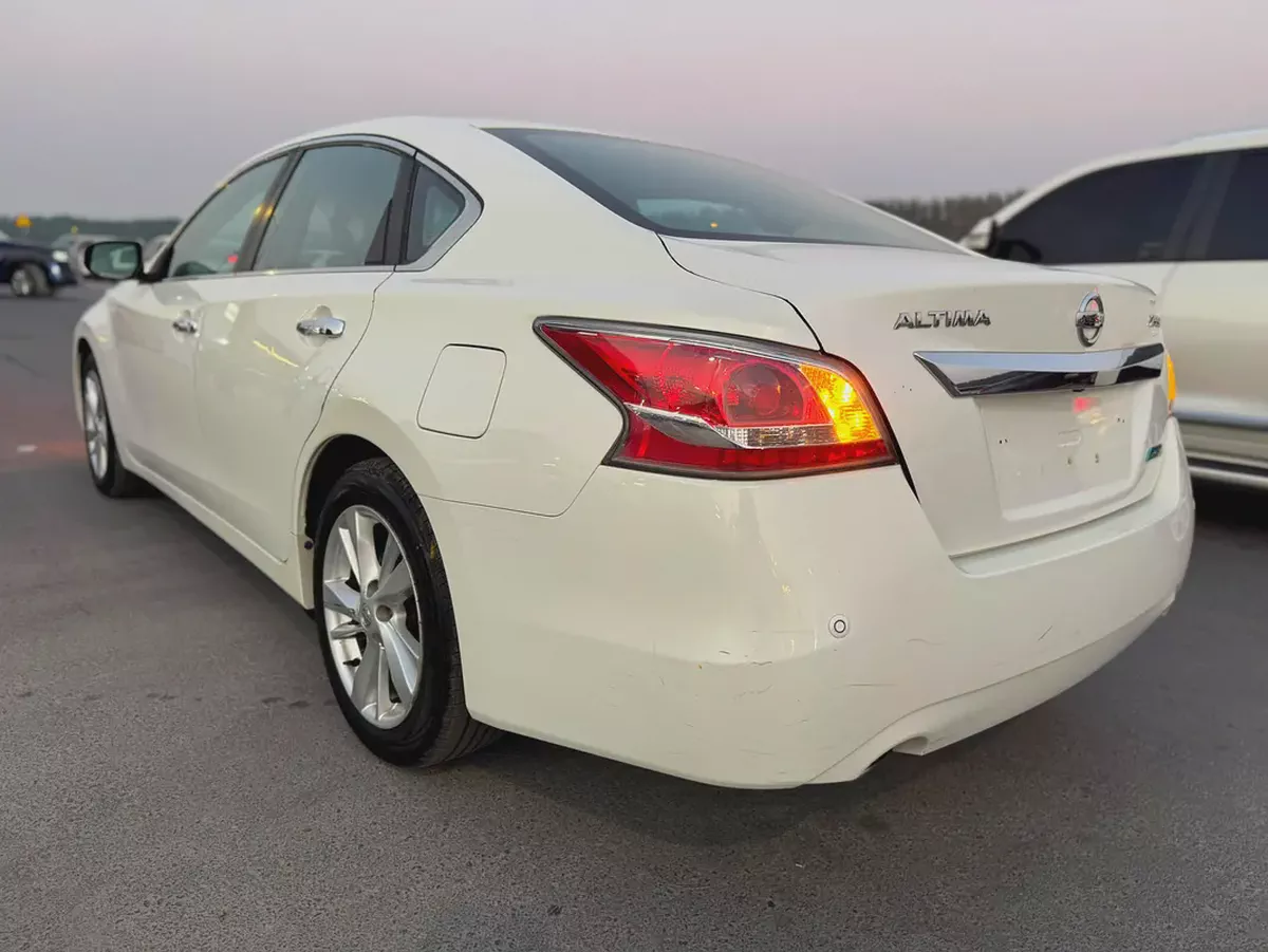 Nissan Altima SV 2014 GCC Specs-4-4