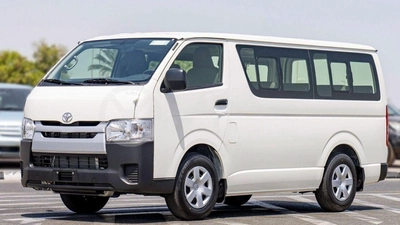 Toyota Hiace DLS - STD ROOF HIACE 2.5L STANDER SETER DIESEL 2025-0