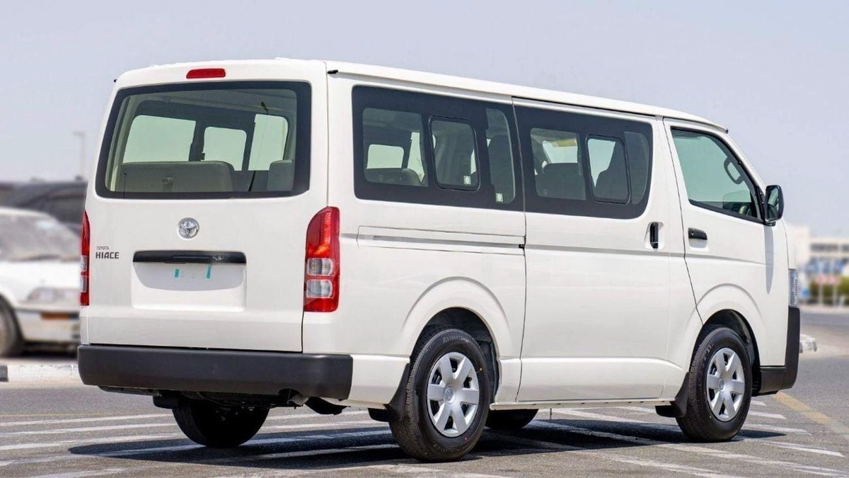 Toyota Hiace DLS - STD ROOF HIACE 2.5L STANDER SETER DIESEL 2025-5-0