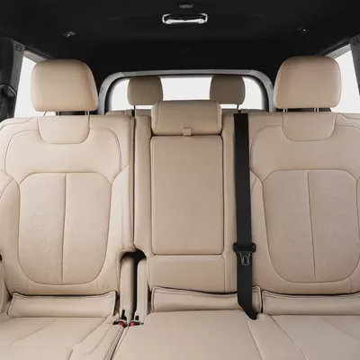 AED 2,011 P.M • 0% Downpayment • Grand Cherokee L Limited • 1 Year Warranty-13
