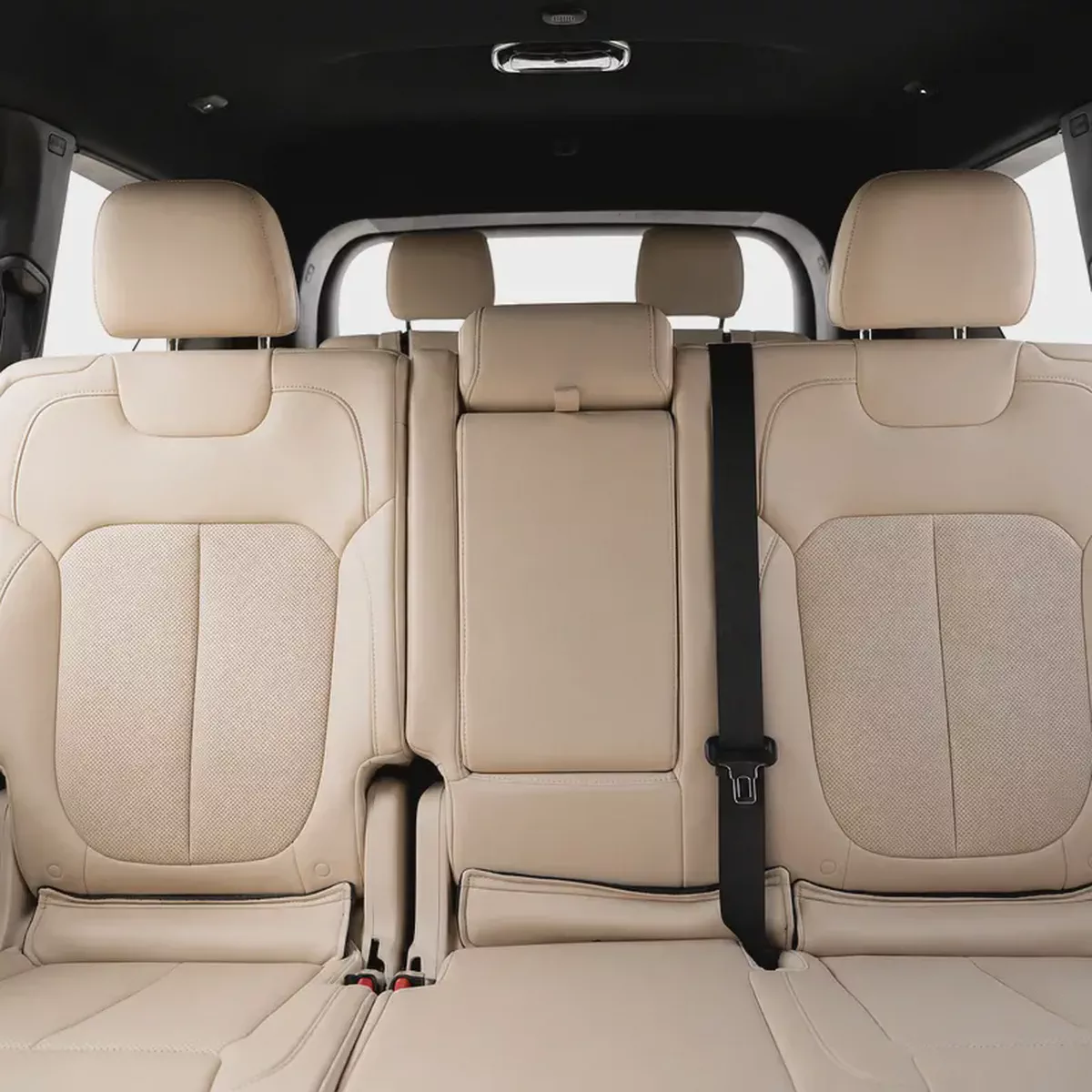 AED 2,011 P.M • 0% Downpayment • Grand Cherokee L Limited • 1 Year Warranty-13-13