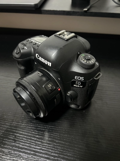 Canon EOS 5D Mark IV Digital Camera for Sale with 50mm-1