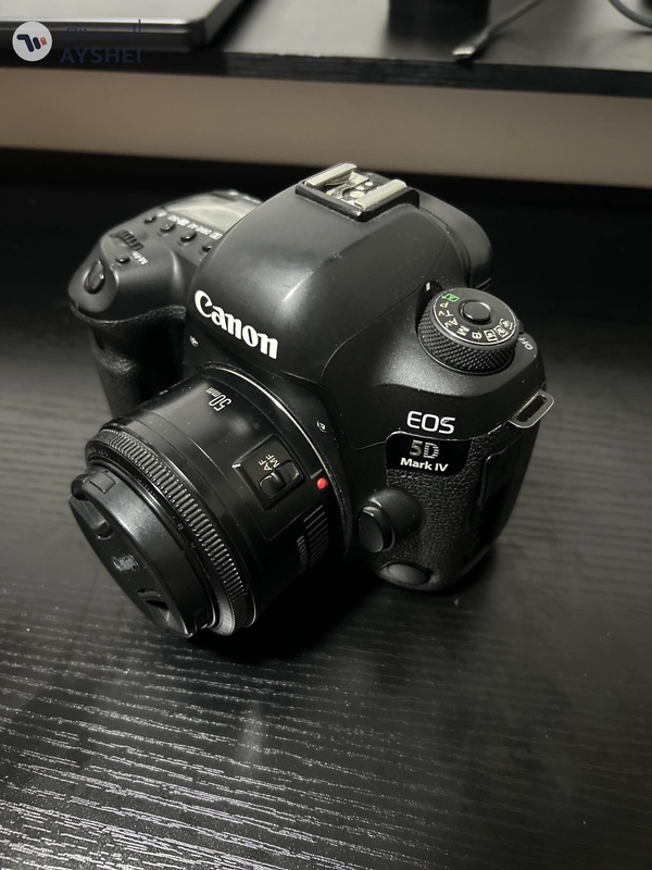 Canon EOS 5D Mark IV Digital Camera for Sale with 50mm