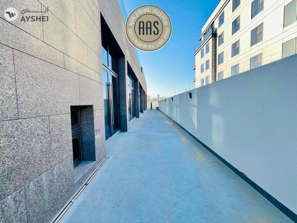 Best Location | Brand New Shop | 4 cheques |