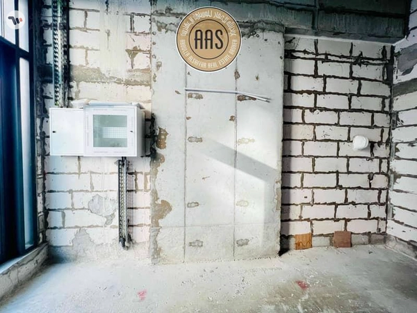 Best Location | Brand New Shop | 4 cheques |