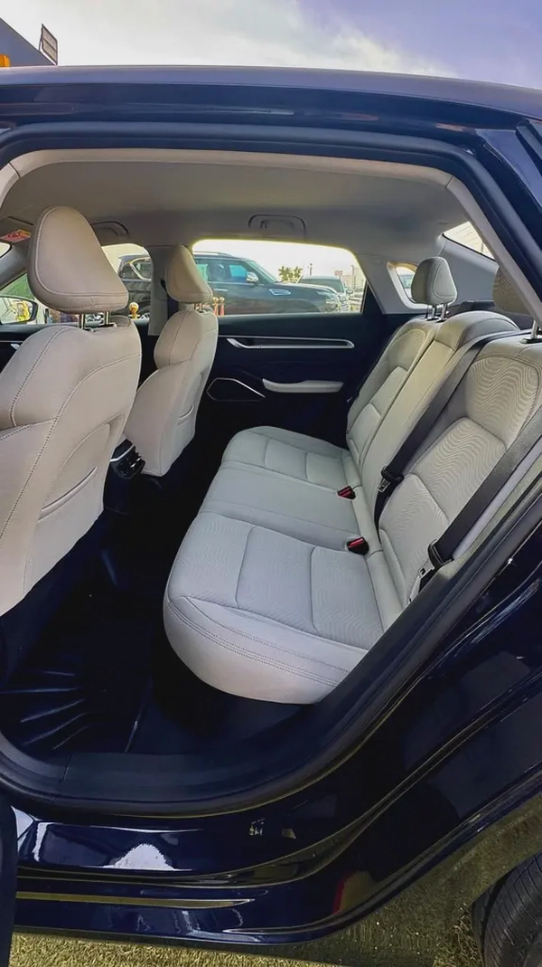 Geely Emgrand GF 2025 - GCC Specs - Brand New