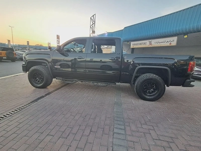 GMC Sierra Pick-up V8 Gcc Specs Accident Free Original Paint Very Well Maintained No Any Issue-6