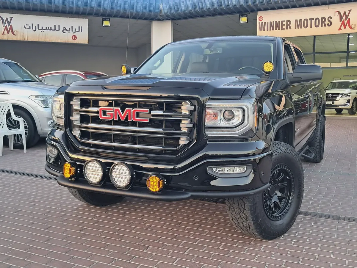 GMC Sierra Pick-up V8 Gcc Specs Accident Free Original Paint Very Well Maintained No Any Issue-1-1