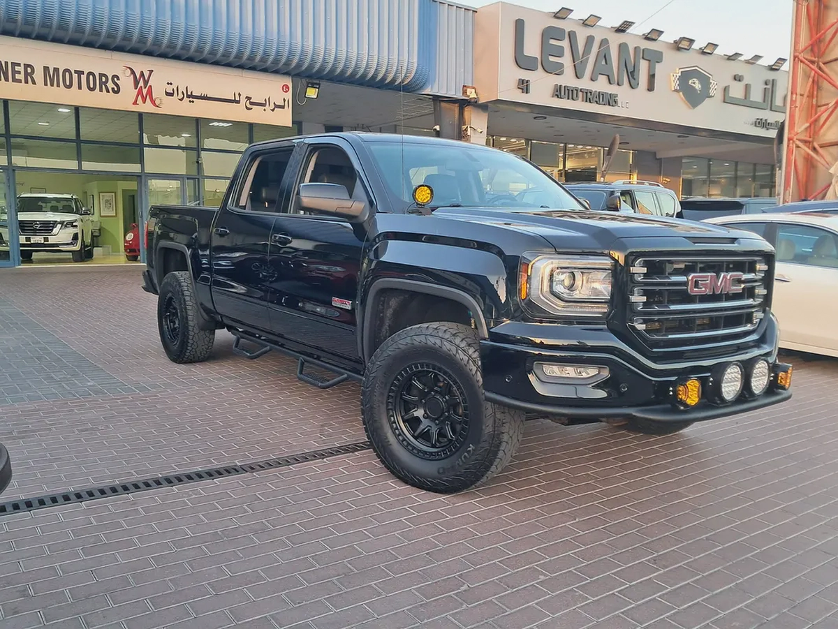 GMC Sierra Pick-up V8 Gcc Specs Accident Free Original Paint Very Well Maintained No Any Issue-3-3