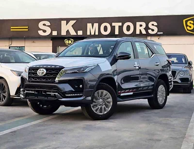 Toyota Fortuner VXR SR5 ADVENTURE / 4.0L V6 PETROL / CLIMATE WITH LEATHER SEATS / DIFFLOCK / AUTO A/C (CODE # F6HA)-0