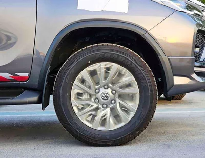 Toyota Fortuner VXR SR5 ADVENTURE / 4.0L V6 PETROL / CLIMATE WITH LEATHER SEATS / DIFFLOCK / AUTO A/C (CODE # F6HA)-7