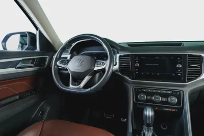 Volkswagen Teramont-R line-GCC-Agency Full Service-Warranty and Service Available-well maintained-11