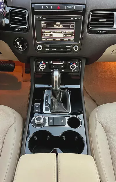 Volkswagen Touareg 2016 Elegance GCC Specs-14