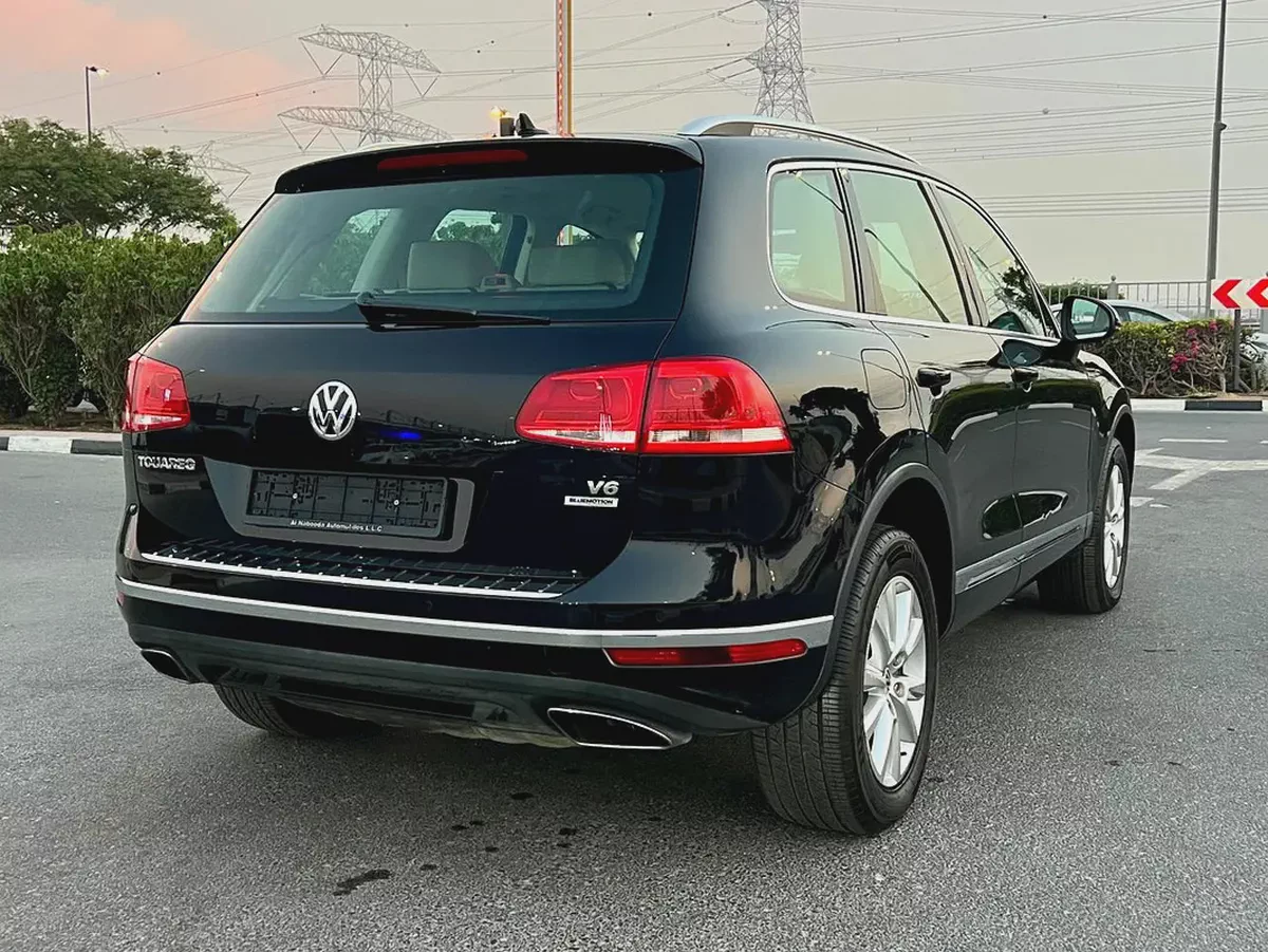 Volkswagen Touareg 2016 Elegance GCC Specs-3-3
