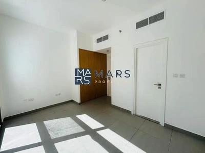 Charming Corner 1BHK Apartment, Cozy & Modern-21