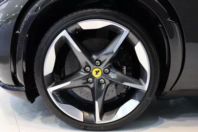Ferrari Purosangue-5