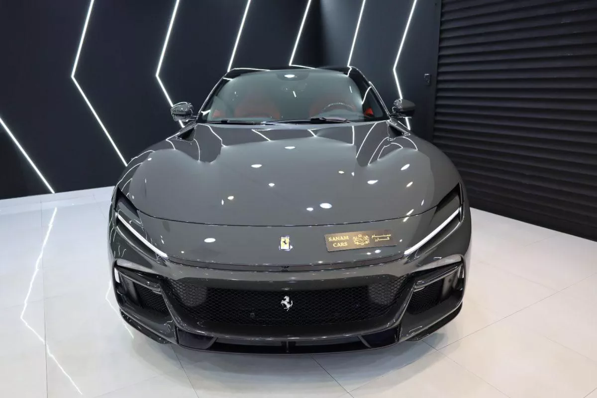 Ferrari Purosangue-8-8