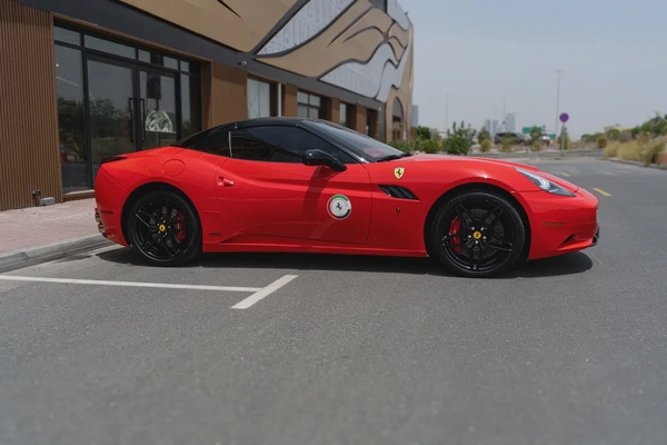 2010 Ferrari California | GCC Specs | Excellent Condition