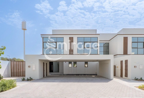 Single Row | Spacious 4BR TH  | Premium Location