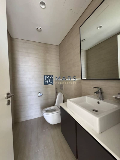 Modern & spacious living 2BR-hearth of sharjah-11