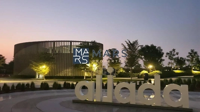 Modern & spacious living 2BR-hearth of sharjah-0