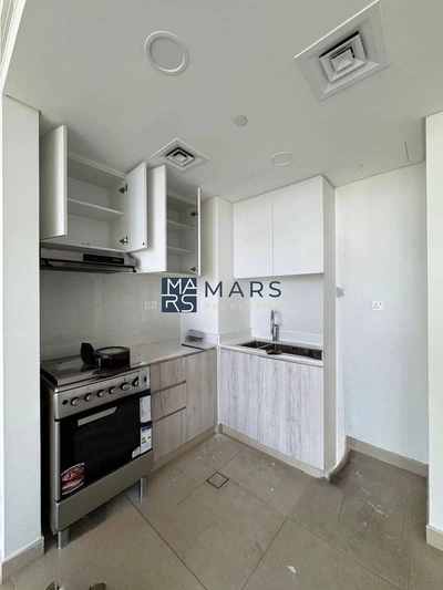 Modern & spacious living 2BR-hearth of sharjah-3