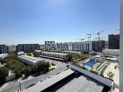 Modern & spacious living 2BR-hearth of sharjah-5
