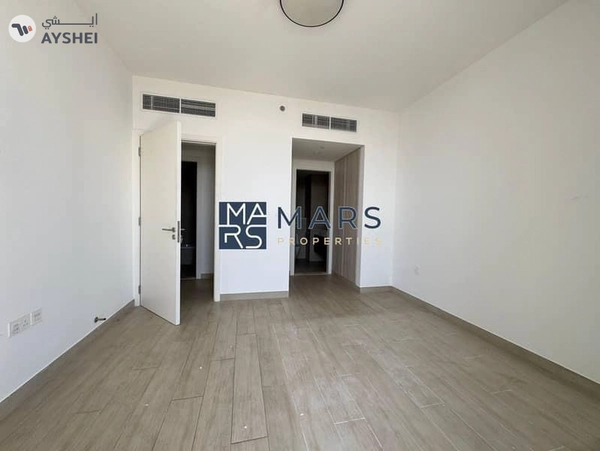 Modern & spacious living 2BR-hearth of sharjah