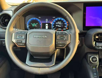 Toyota Prado VXR ADVENTURE || 2.8L DIESEL V4 / RADAR / HUD, LEATHER WITH MEMORY SEAT (CODE # PDADV1)-15